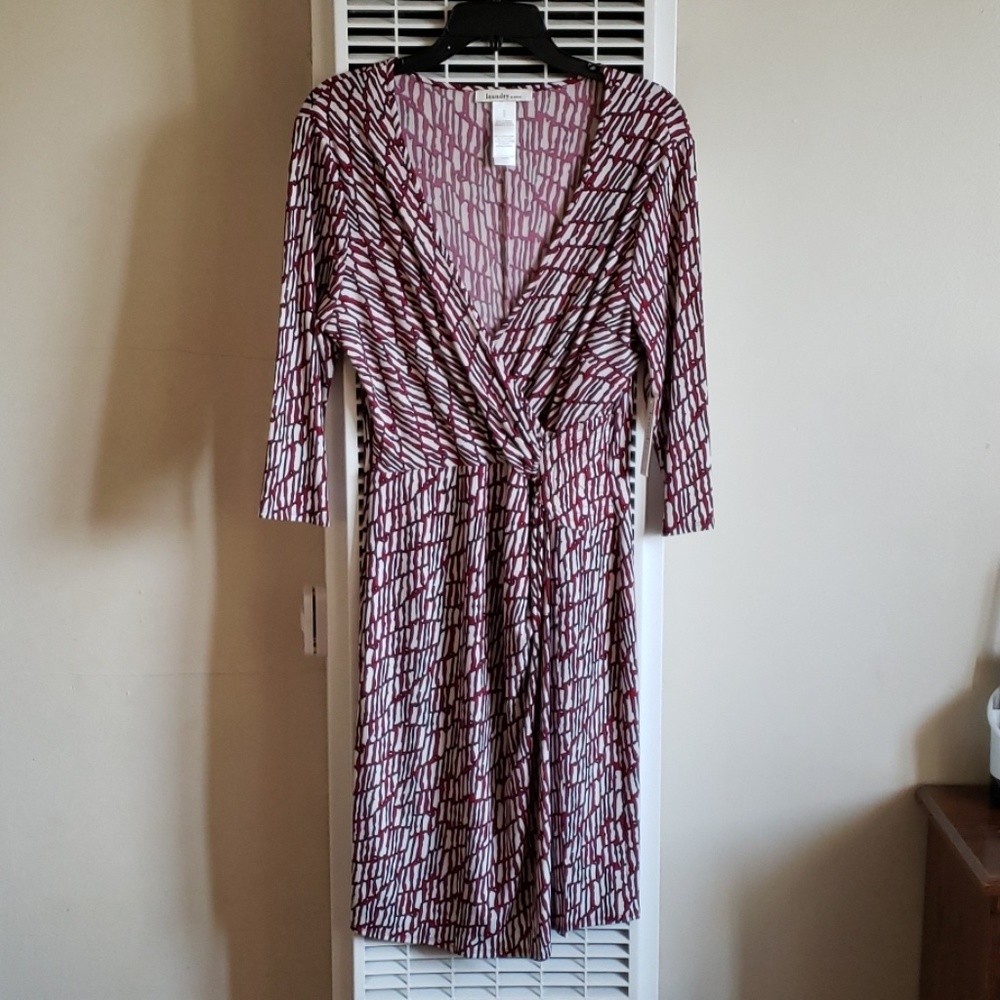 NWT Laundry by Design Geo Wrap Dress